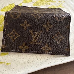 Authentic Louis Vuitton credit card holder